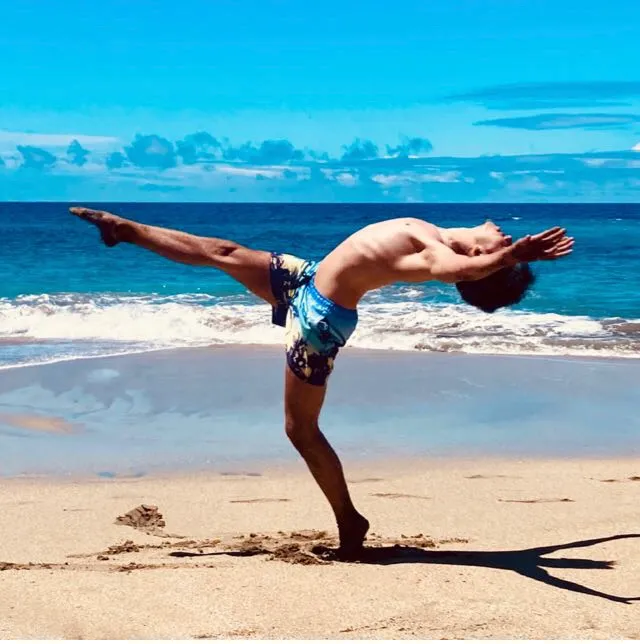 Gimnasia postural para niños y adolescentes